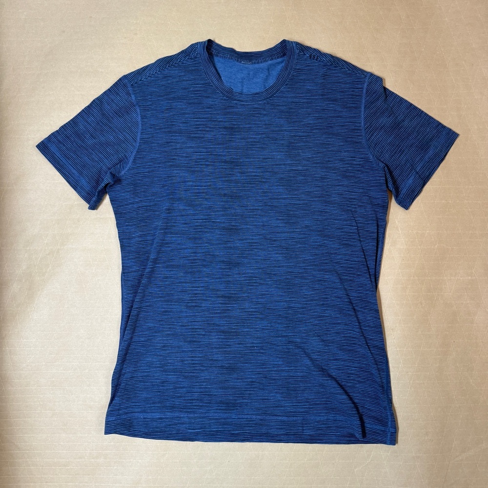 lululemon athletica Deep Blue Men's Short Sleeve‎ Tee